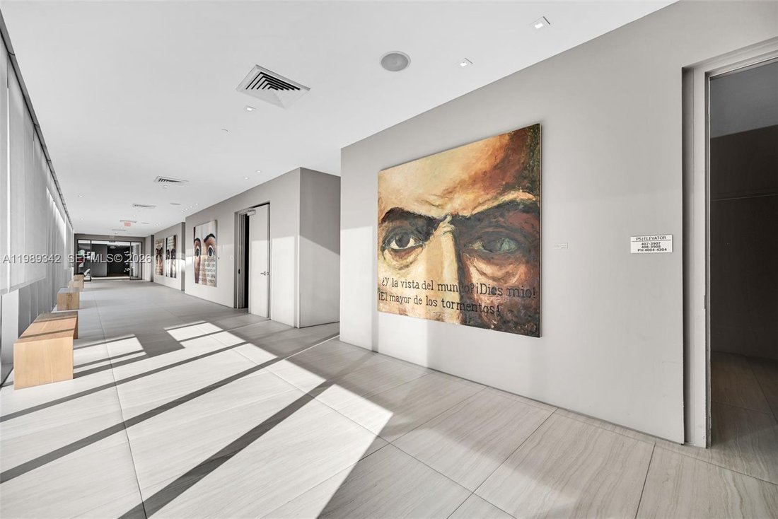 Condo in Miami, Florida, United States 1 - 17913578
