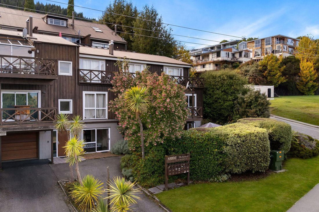 Apartment in Queenstown, Otago, New Zealand 1 - 17914223