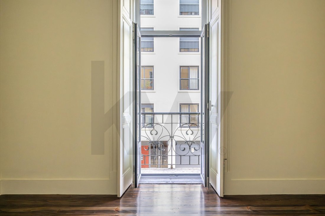 Apartment in Campo de Ourique, Lisbon, Portugal 3 - 17894199