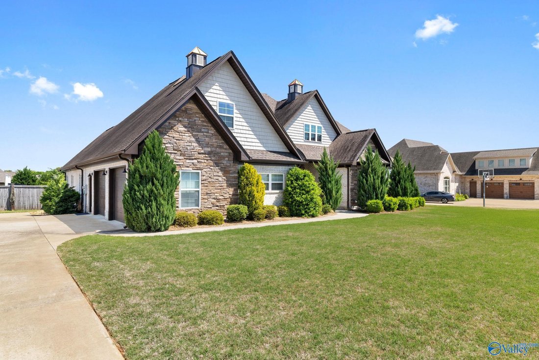 House in Tuscumbia, Alabama, United States 3 - 17913383