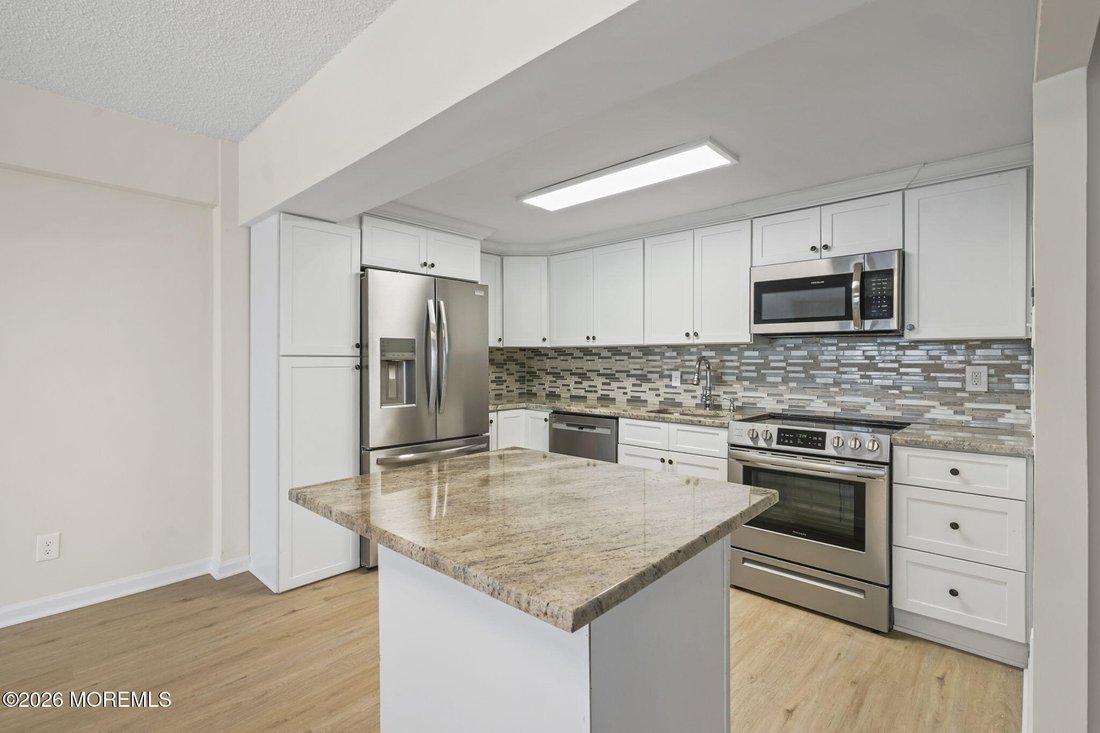 Condo in Monmouth Beach, New Jersey, United States 5 - 17913089