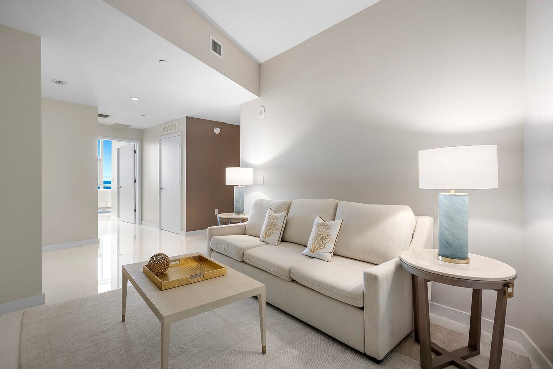Condo in Miami, Florida, United States 4 - 17914442