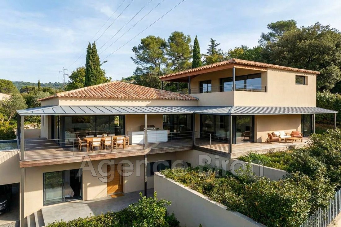 Land in Le Tholonet, Provence-Alpes-Côte d'Azur, France 1 - 17914439