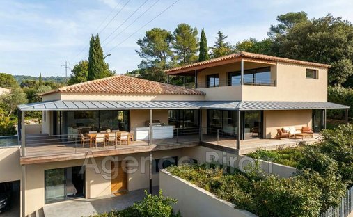 Land in Le Tholonet, Provence-Alpes-Côte d'Azur, France 1