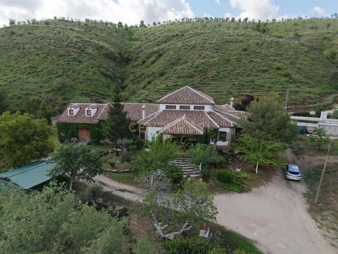 Villa in Huelma, Andalusia, Spain 2 - 14667811