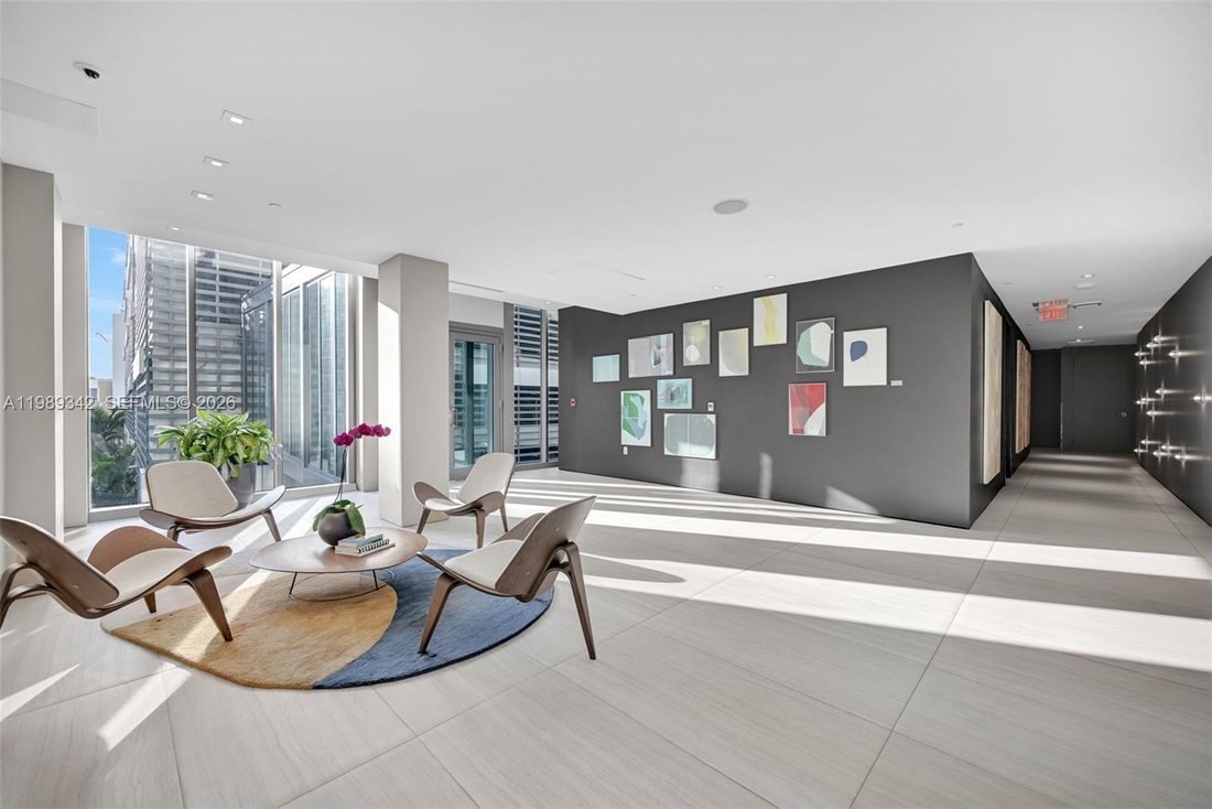 Condo in Miami, Florida, United States 3 - 17913578