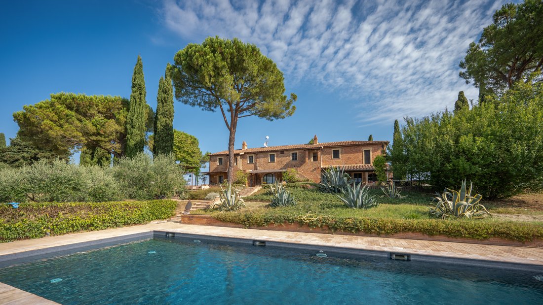 Country House in Castiglione del Lago, Umbria, Italy 1 - 17913288
