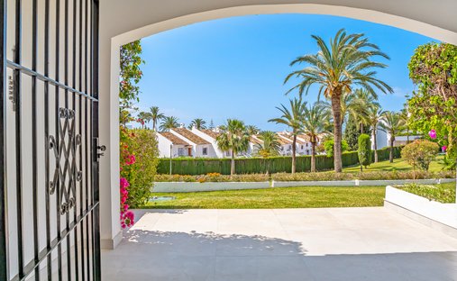Wohnung in Nueva Andalucía, Marbella, Spanien 1