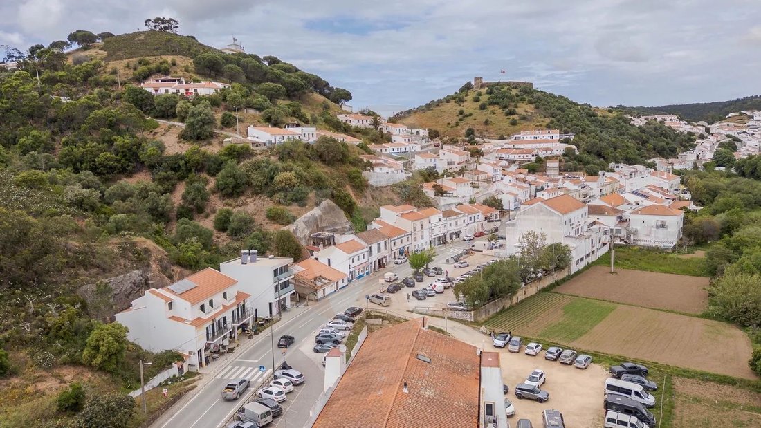 Aljezur, Algarve, Portugal 3 - 17913290