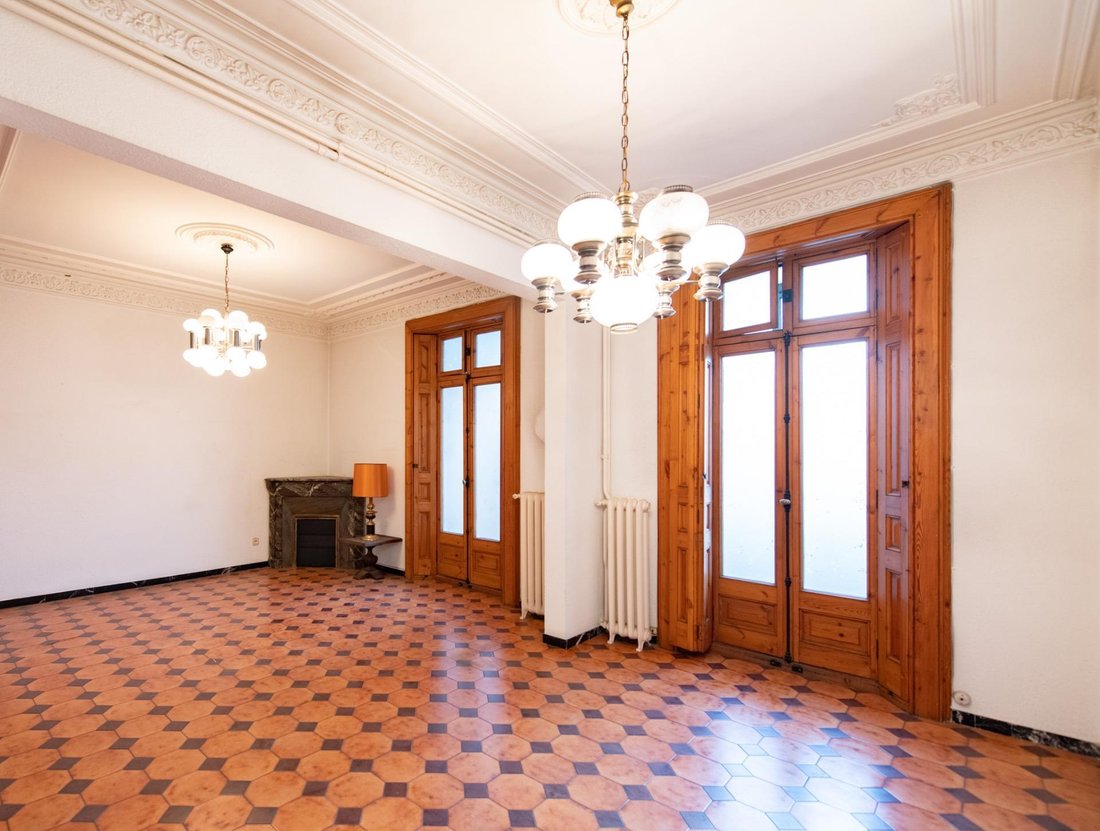 Apartment in Eixample, Barcelona, Spain 2 - 17913019