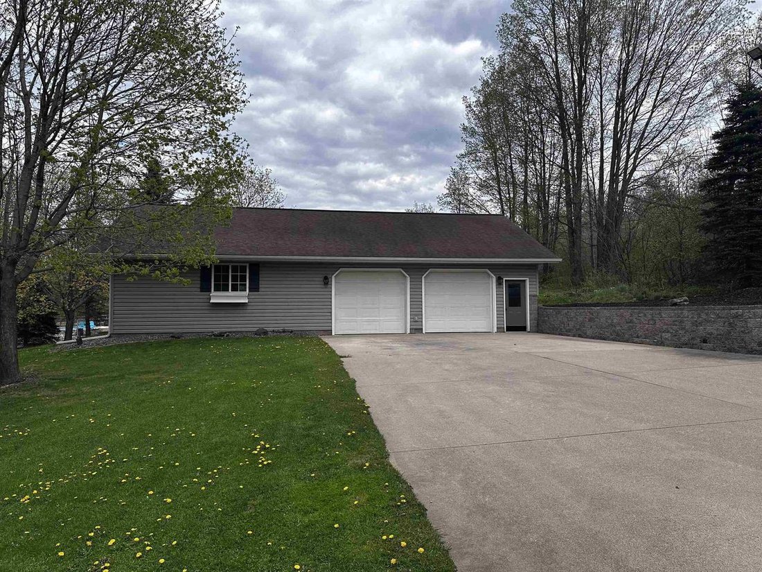 House in Marathon City, Wisconsin, United States 3 - 17913634