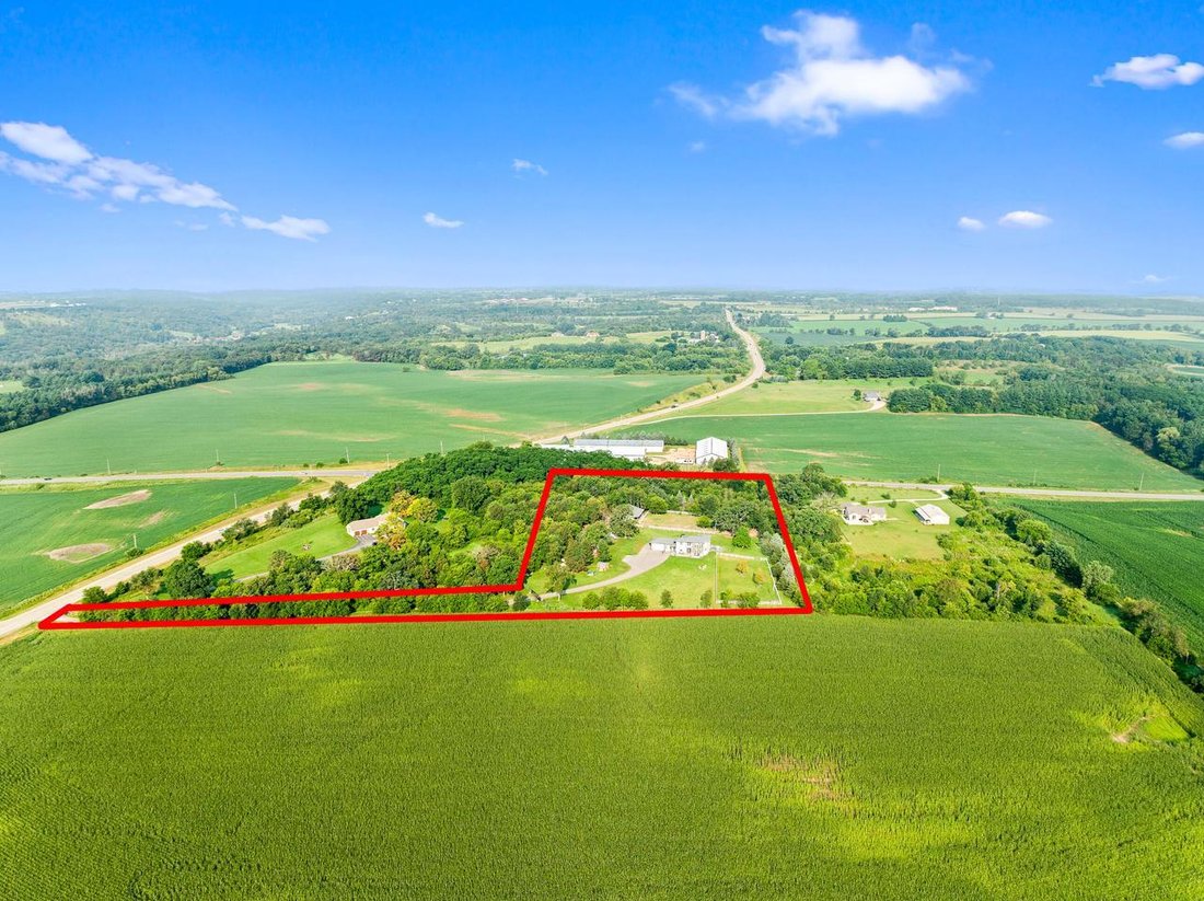 House in Spring Prairie, Wisconsin, United States 2 - 17913653