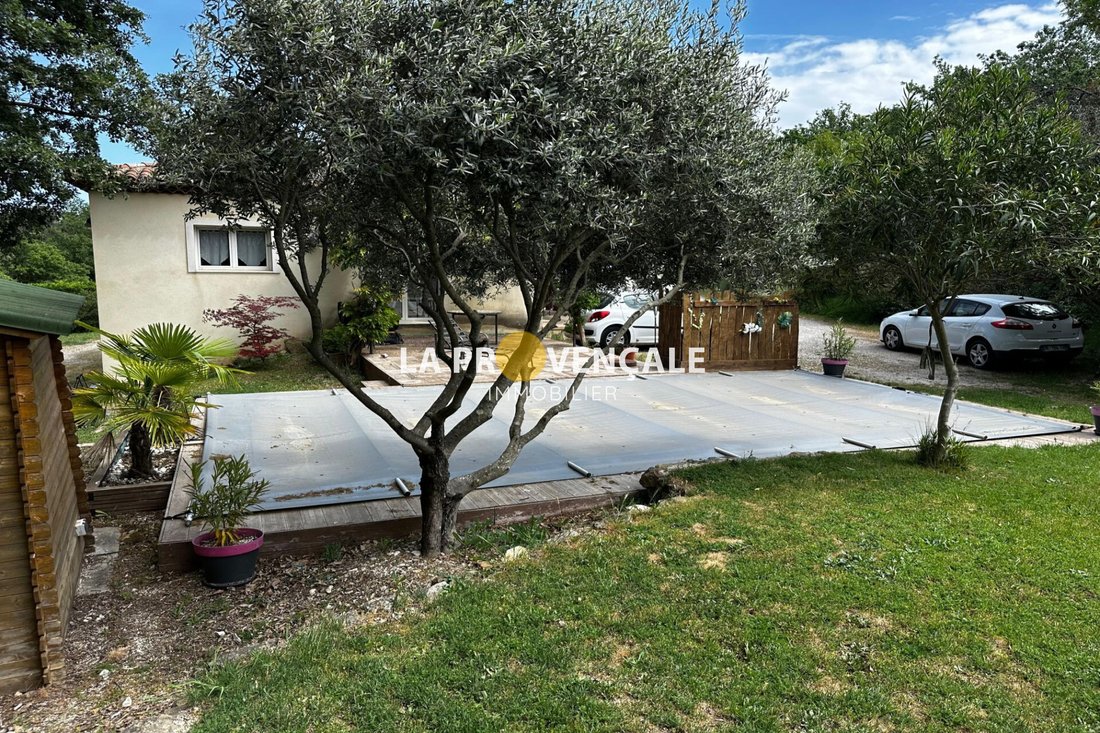 Villa in Greasque, Provence-Alpes-Côte d'Azur, France 2 - 17817218