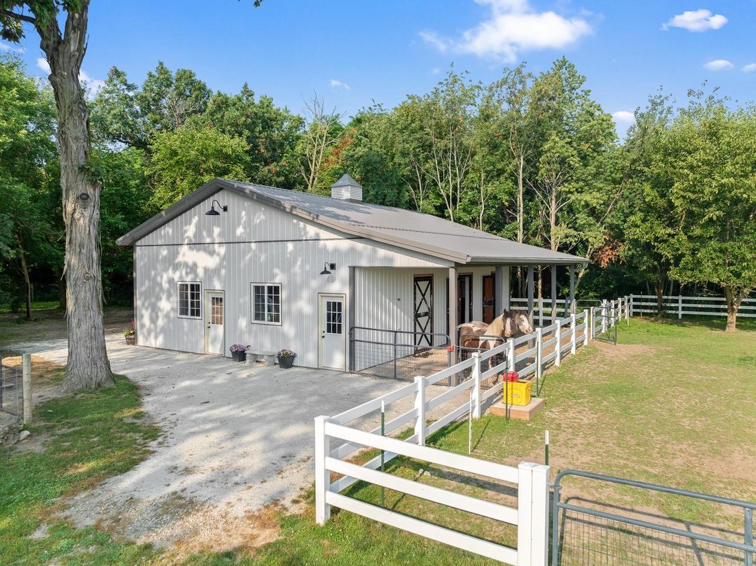 House in Spring Prairie, Wisconsin, United States 5 - 17913653