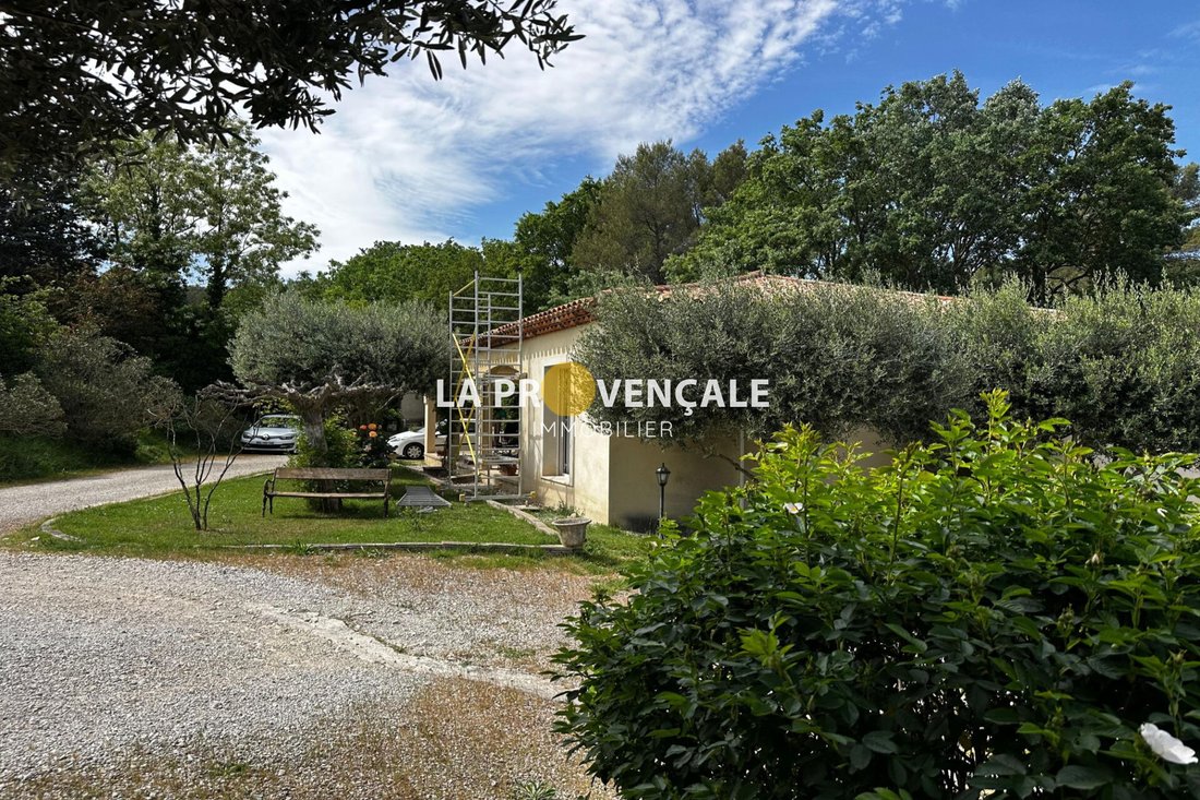 Villa in Greasque, Provence-Alpes-Côte d'Azur, France 4 - 17817218