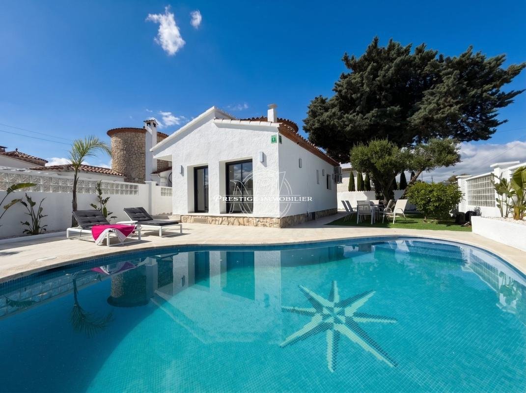 Villa in Empuriabrava, Catalonia, Spain 2 - 17914185