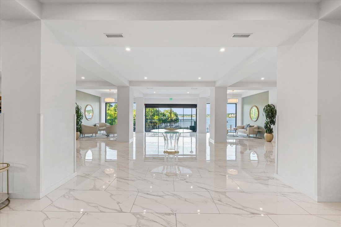 Condo in Alexandria, Virginia, United States 3 - 17914447