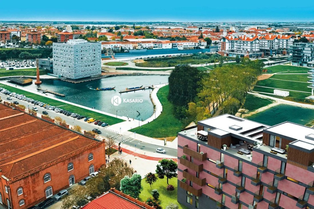 Apartment in Gloria e Vera Cruz, Aveiro District, Portugal 1 - 17913107