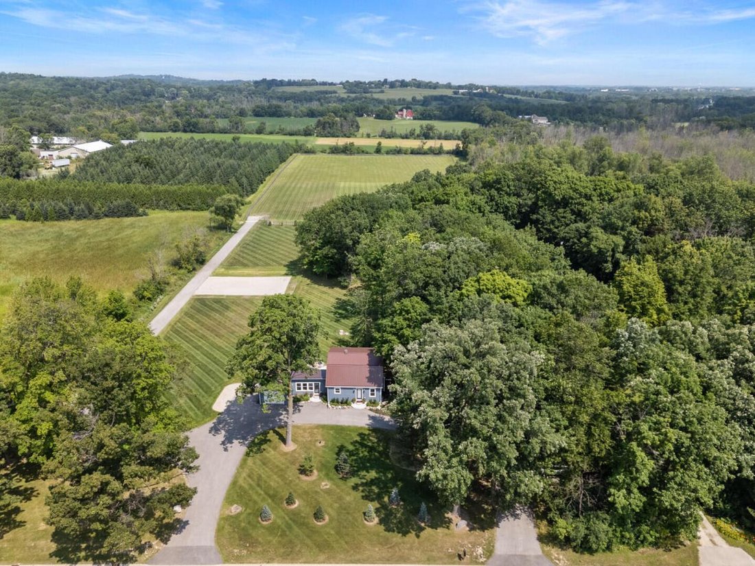 House in Colgate, Wisconsin, United States 5 - 17913647