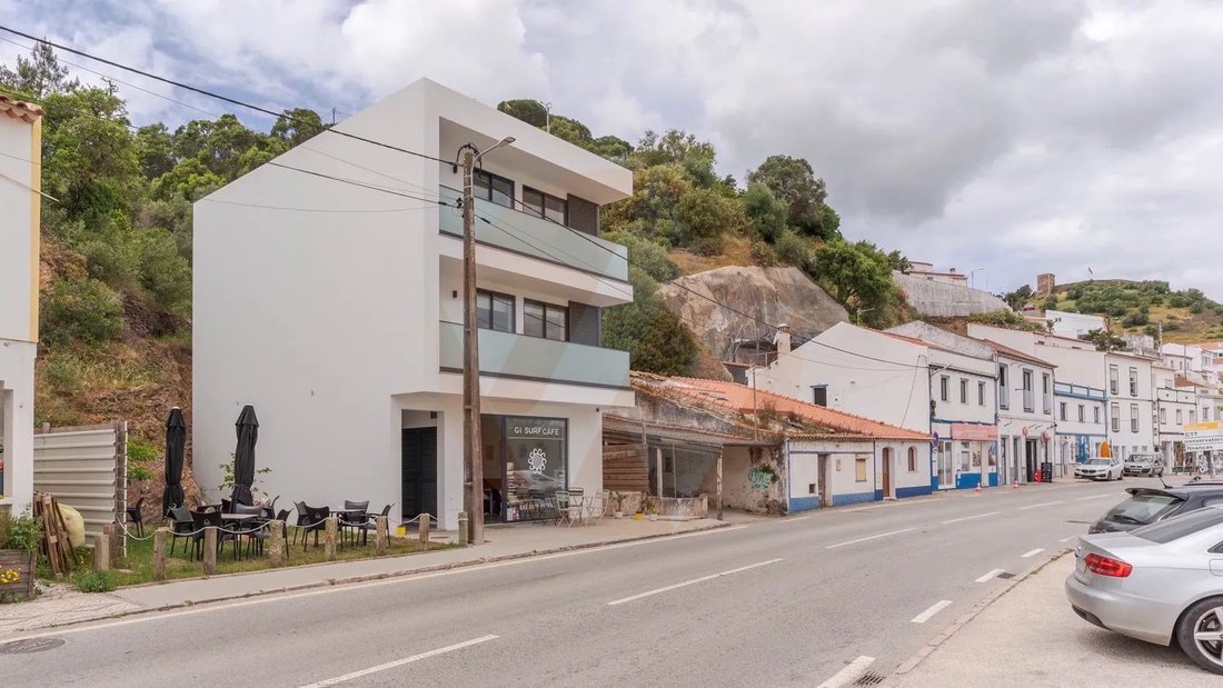 Aljezur, Algarve, Portugal 2 - 17913290