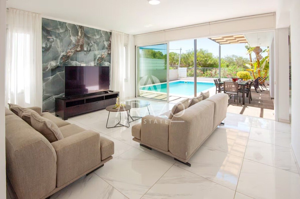 Villa in Ayia Napa, Cyprus 1 - 17913292