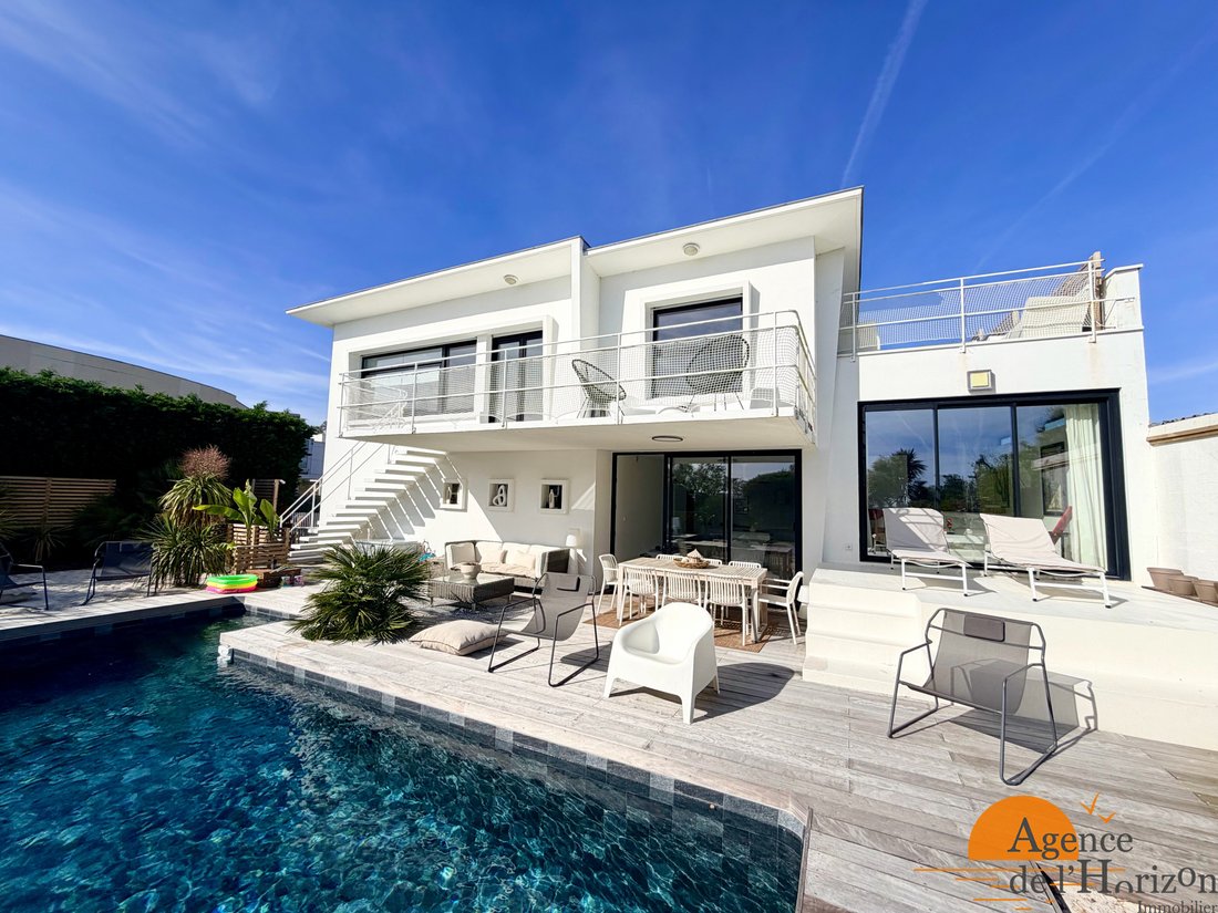 Villa in Nord Est, Andernos-les-Bains, France 1 - 17914411