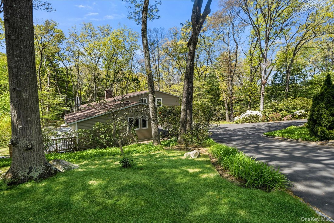 House in East Norwich, New York, United States 2 - 17913345