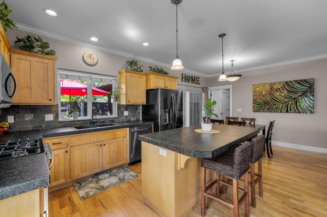 House in Bend, Oregon, United States 5 - 17913577