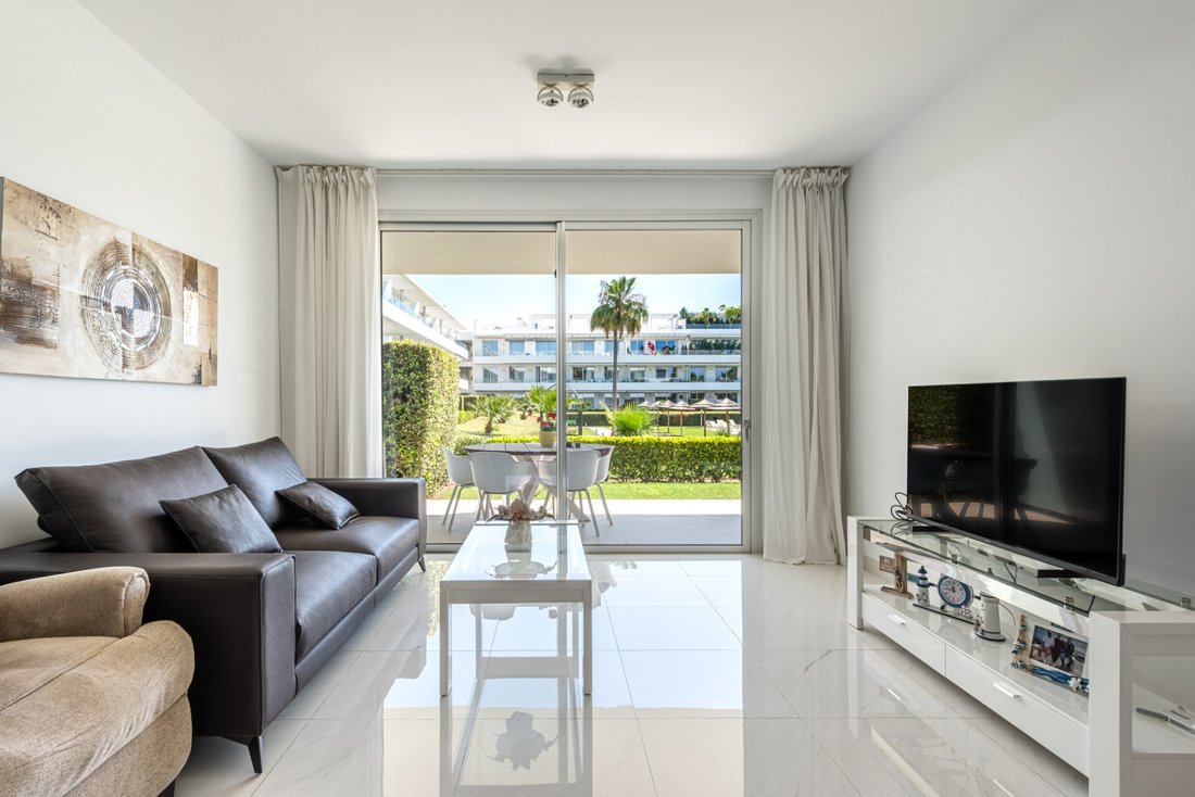 Apartment in Bel-Air, Estepona, Andalusia 5 - 17914322