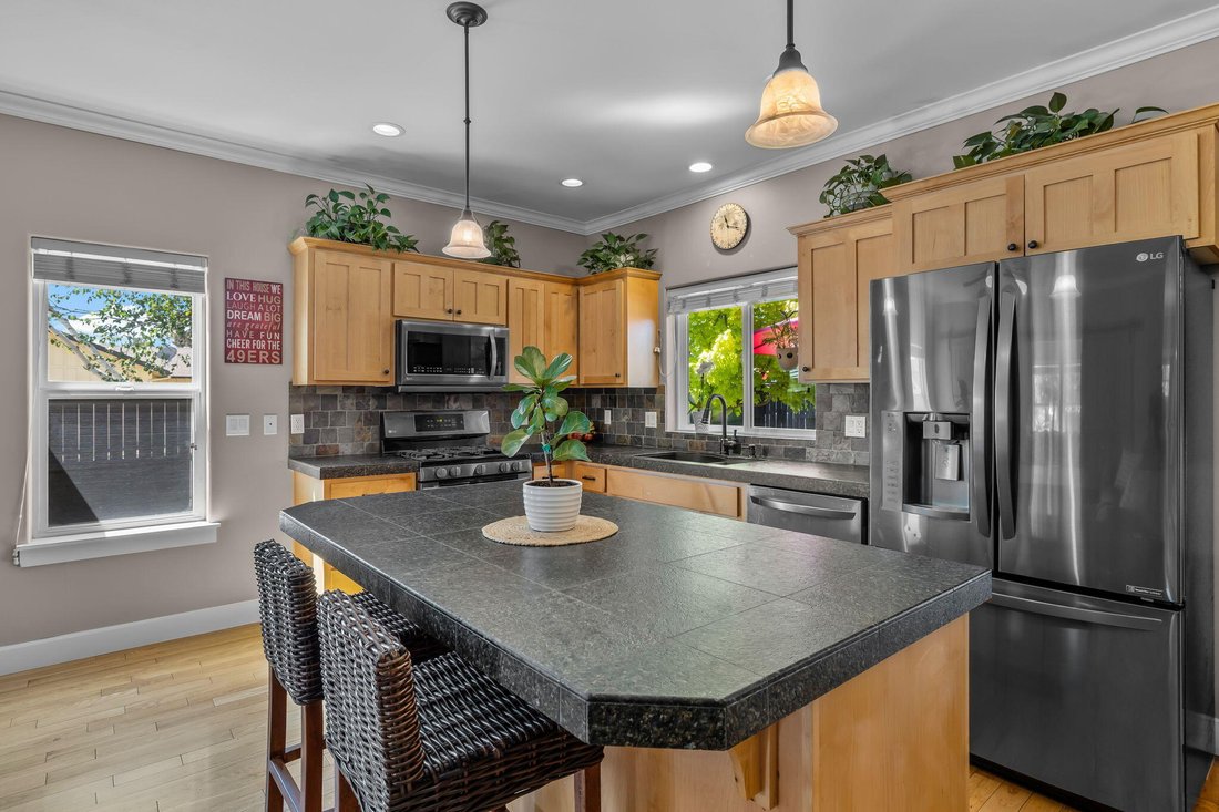 House in Bend, Oregon, United States 4 - 17913577