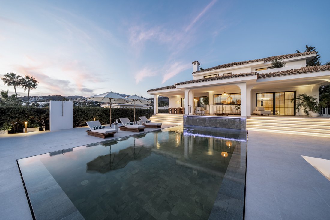 Villa in Nueva Andalucia, Marbella, Spain 1 - 17914279