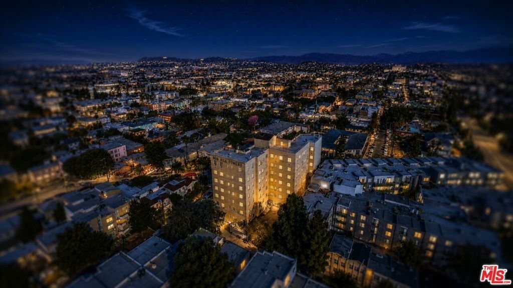 Los Angeles, California, United States 1 - 17913694