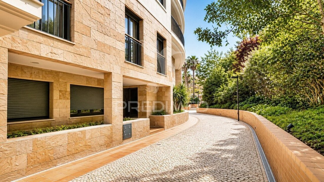 Apartment in Povoa de Santa Iria e Forte da Casa, Lisbon, Portugal 2 - 17914348