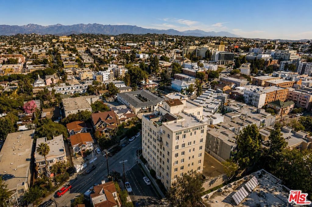 Los Angeles, California, United States 5 - 17913694