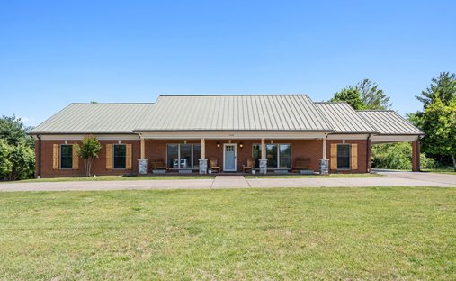 House in Springfield, Tennessee, United States 1
