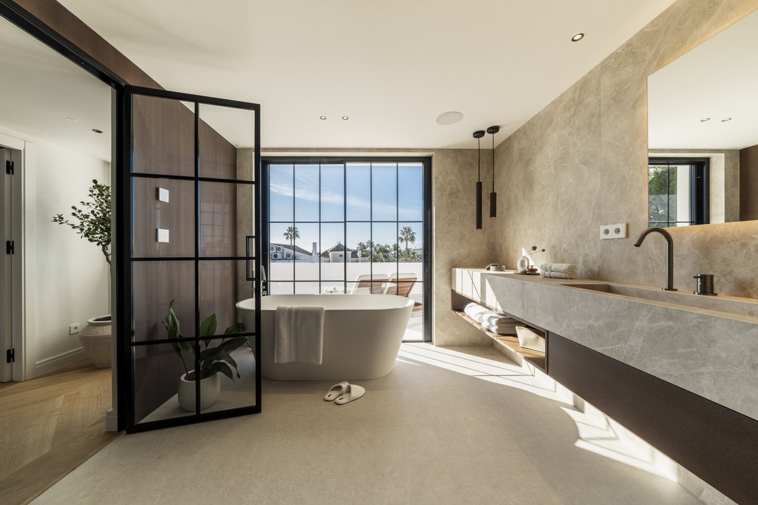 Villa in Nueva Andalucia, Marbella, Spain 4 - 17914279