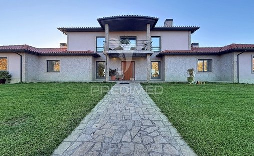 Casa a Travassós, Braga, Portogallo 1
