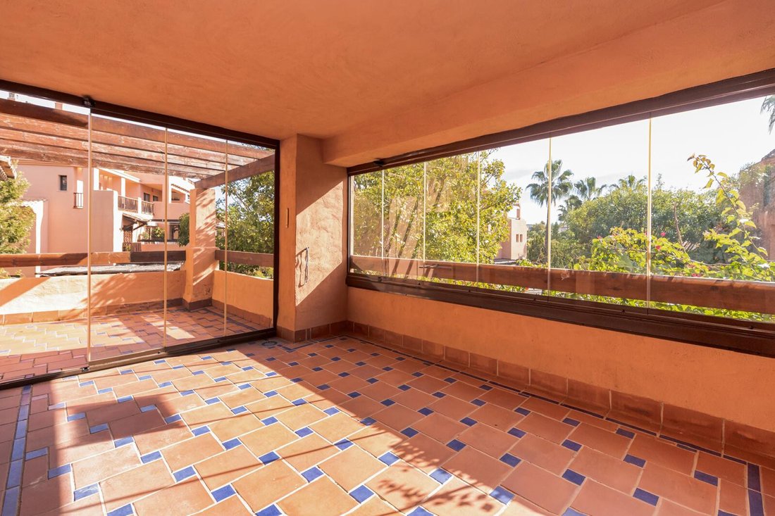 Apartment in Atalaya-Isdabe, Estepona, Andalusia 1 - 17914355
