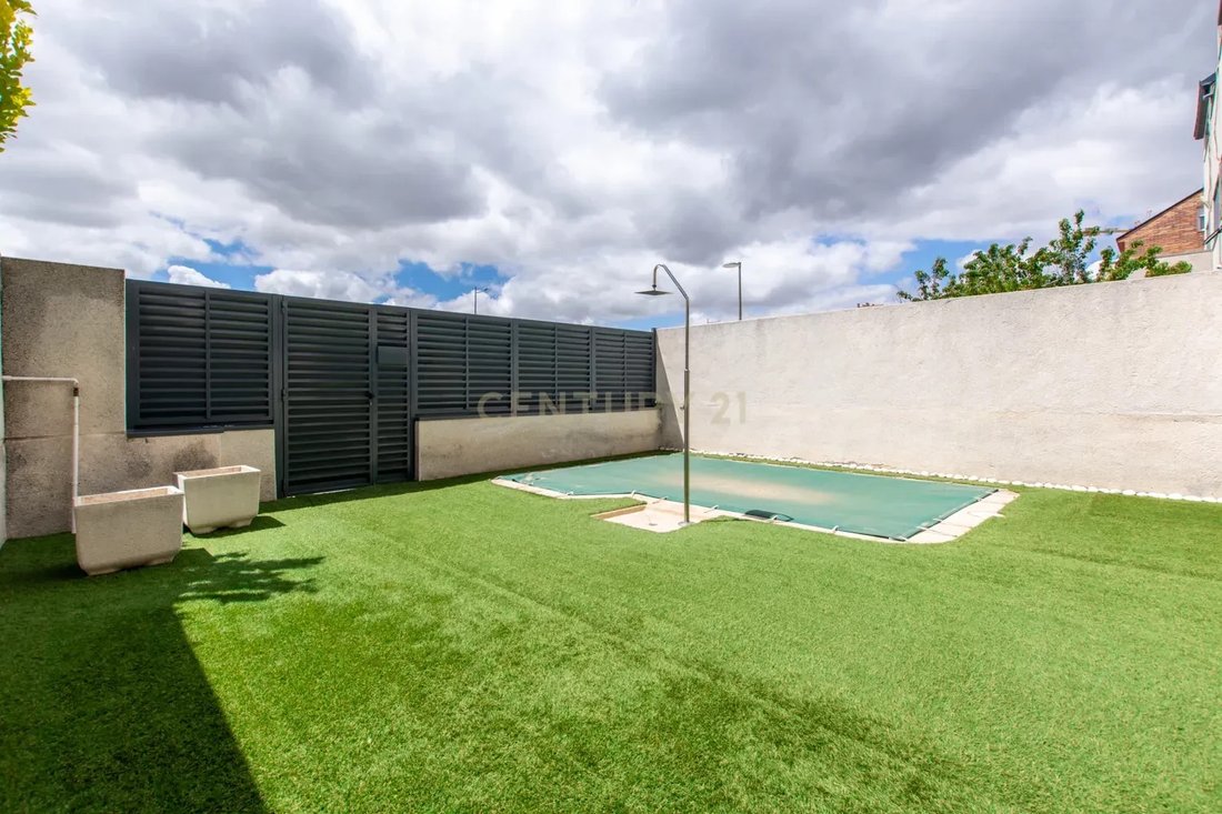 Villa in Parla, Comunidad de Madrid, Spain 1 - 17914400