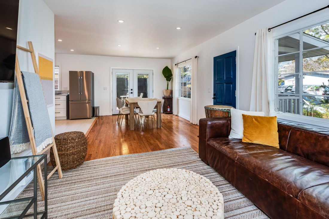 Santa Barbara, California, United States 5 - 17912948