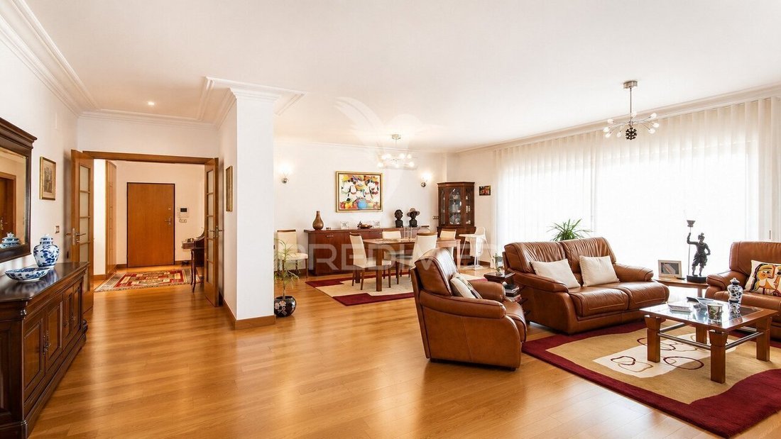 Apartment in Povoa de Santa Iria e Forte da Casa, Lisbon, Portugal 5 - 17914348