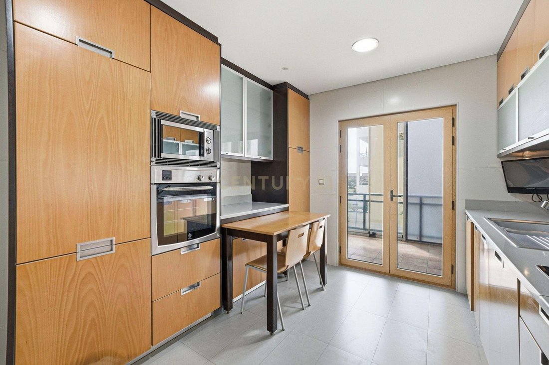 Apartment in Mina de Agua, Lisbon, Portugal 3 - 17914481