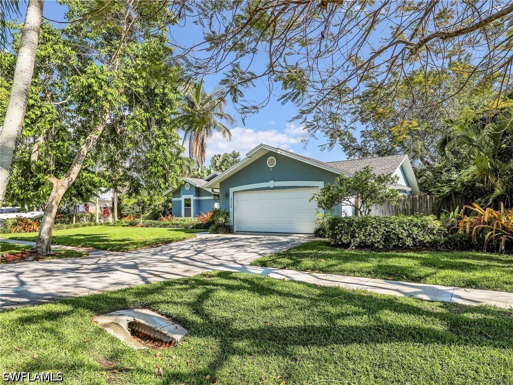 House in Naples, Florida, United States 3 - 17912964