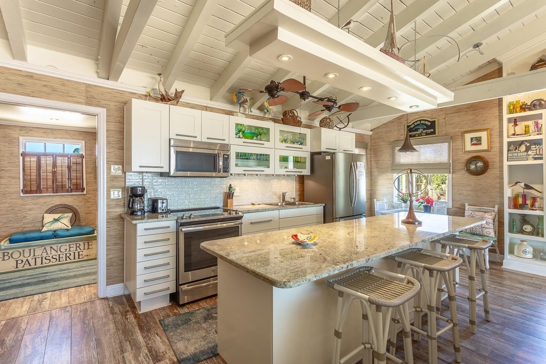 House in Alligator Point, Florida, United States 5 - 17912806