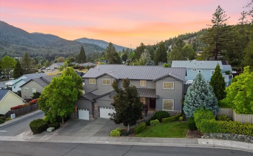 House in Rogue River, Oregon, United States 1