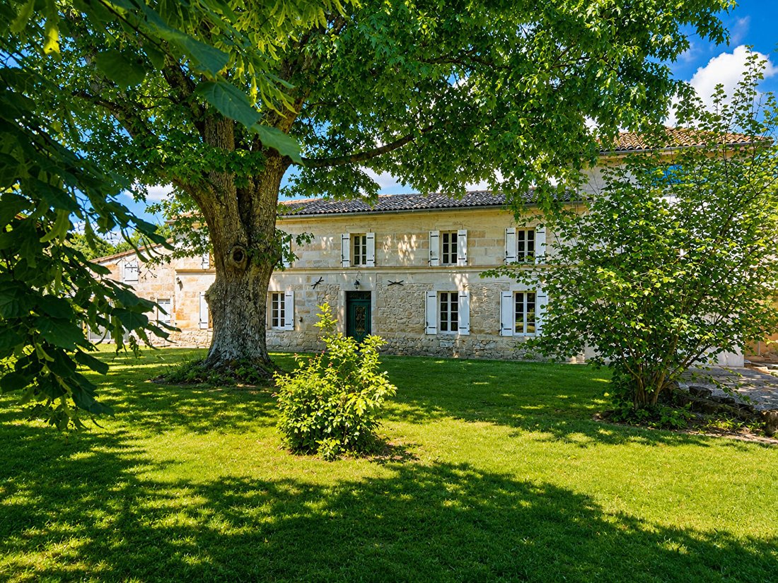Villa in Libourne, Nouvelle-Aquitaine, France 1 - 17907001