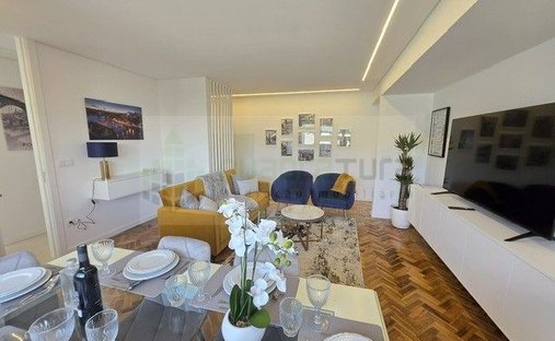 Apartment in Cedofeita, Santo Ildefonso, Se, Miragaia, Sao Nicolau e Vitoria, Porto District, Portugal 1