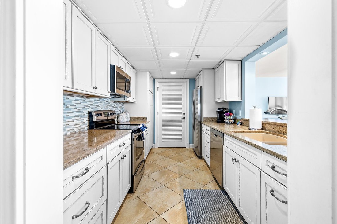 Condo in Panama City Beach, Florida, United States 3 - 17913189