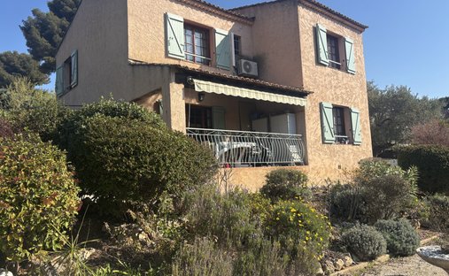 House in Le Faron-Fort-Rouge, Toulon, France 1