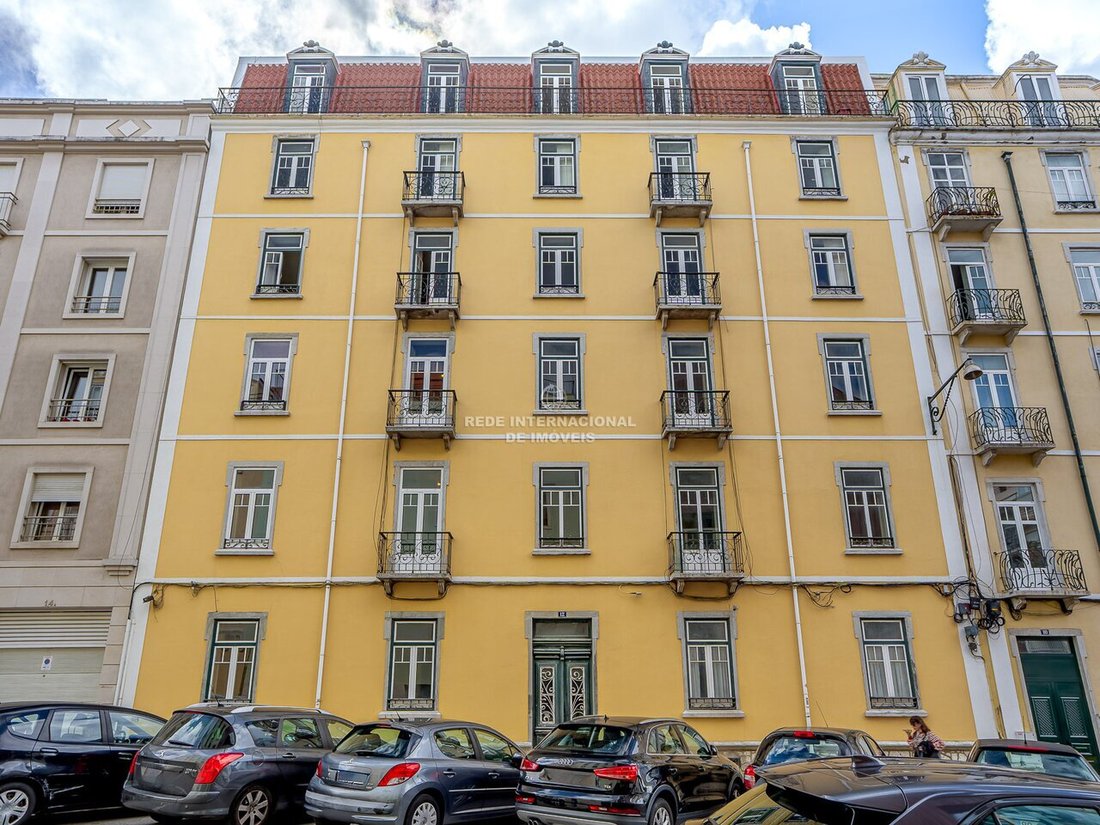 Apartment in Campo de Ourique, Lisbon, Portugal 1 - 17902665